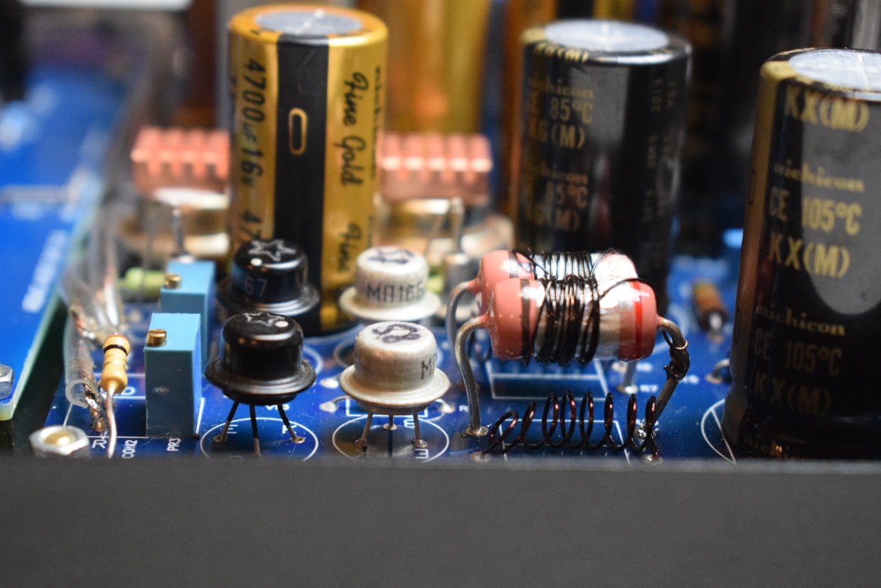 Корректор abbasaudio. 1 abbas. Abbas dac z. Abbasaudio. Аббас аудио.